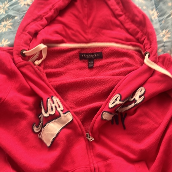 Pink women’s XL Aéropostale hoodie - Picture 2 of 2
